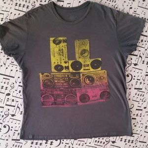Vintage Boombox Speakers Old School Gray Tshirt
